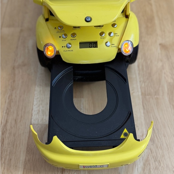 KNG America VW-1 Collectible Volkswagen - Picture 8 of 11